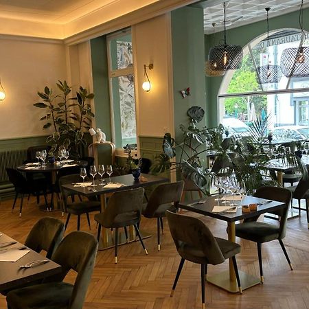 Logis Hotel Restaurant Grand Hotel De Lyon Vals-les-Bains Eksteriør bilde
